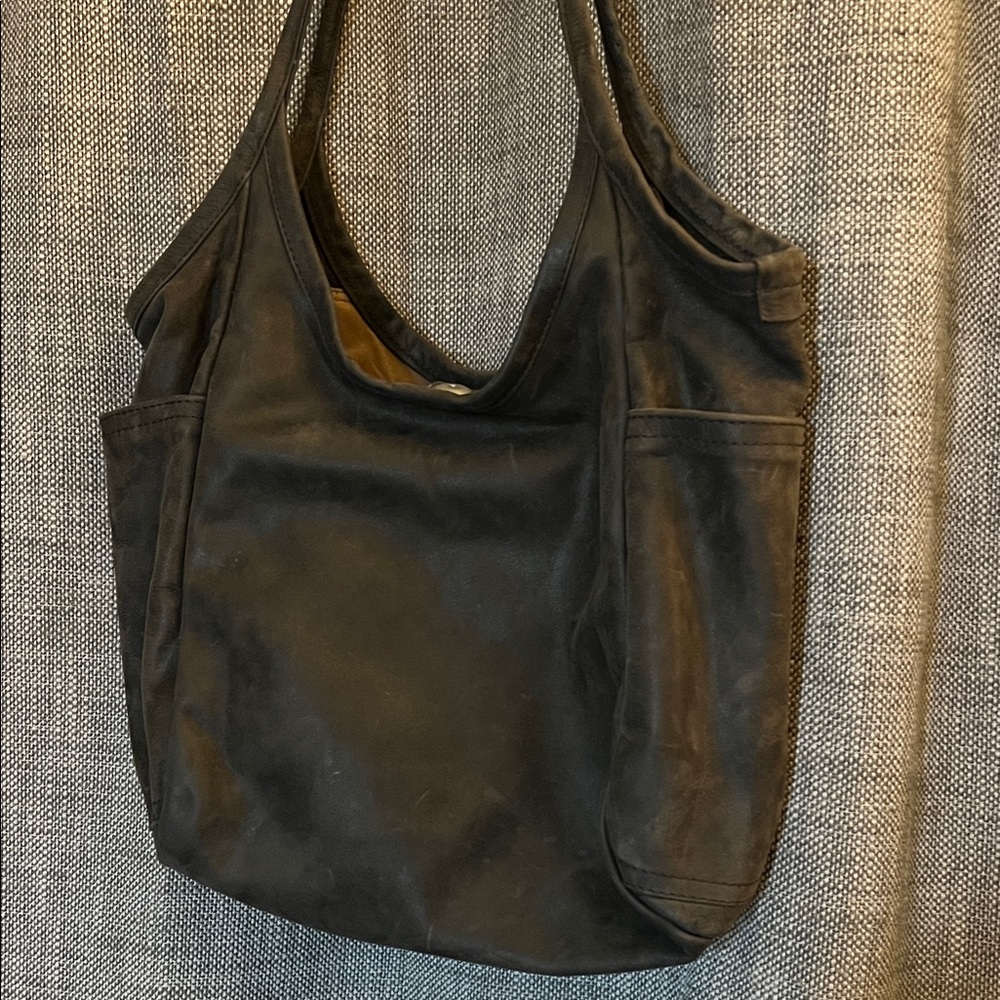 Rough & Tumble Minimal Tote - coal leather - small - Picture 5 of 14